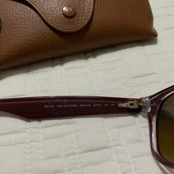 Ray-Ban Burgundy New Wayfarer Sunglasses with Brown Case display picture 2